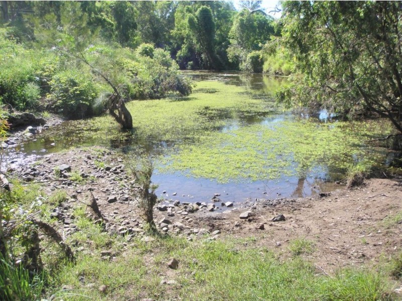 94 Hopkins Rd, Stanwell QLD 4702