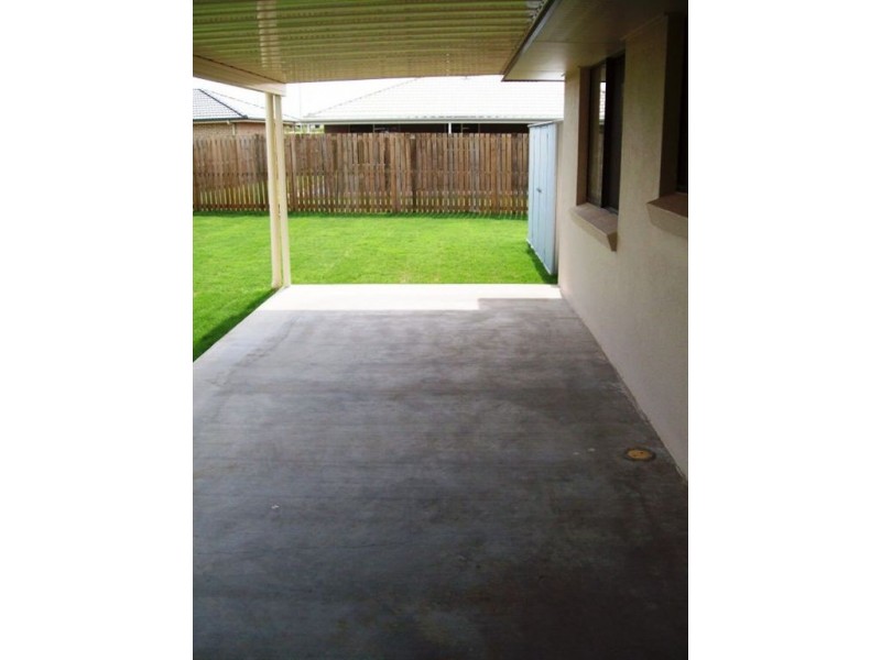 4 Chatterton Blv, Gracemere QLD 4702