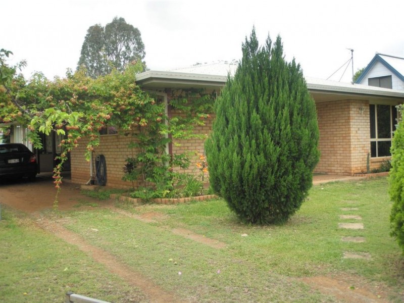 13 Buxton Drive, Gracemere QLD 4702