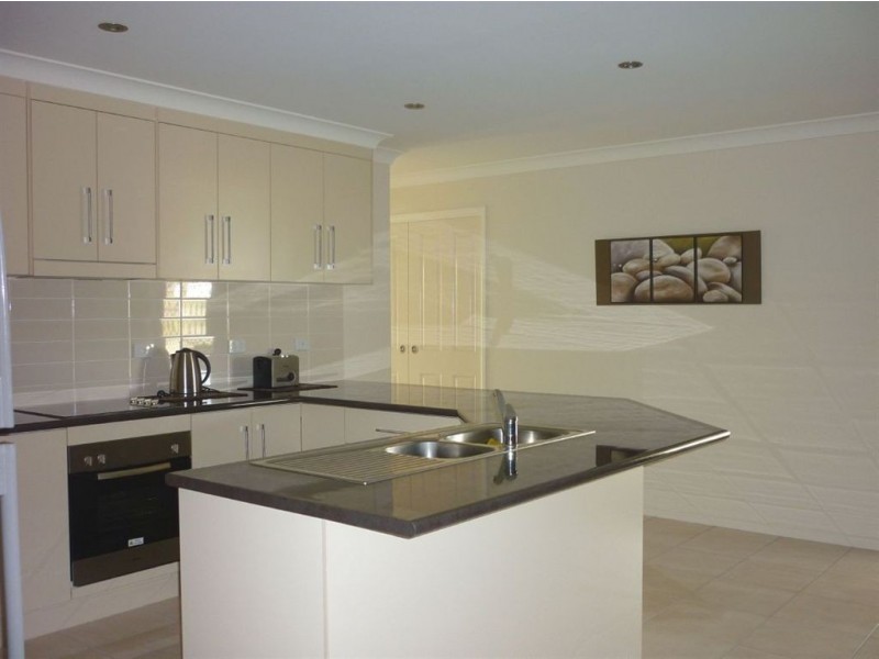 24a Ingram Drive, Gracemere QLD 4702