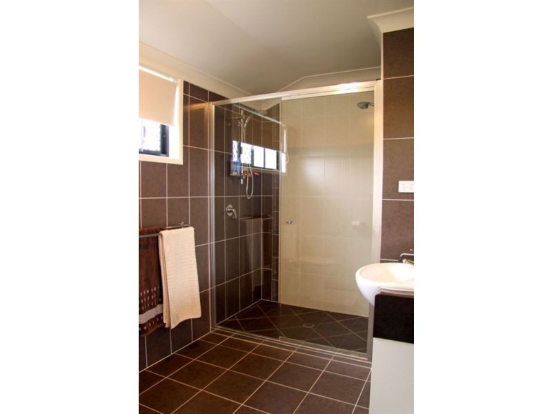 24a Ingram Drive, Gracemere QLD 4702