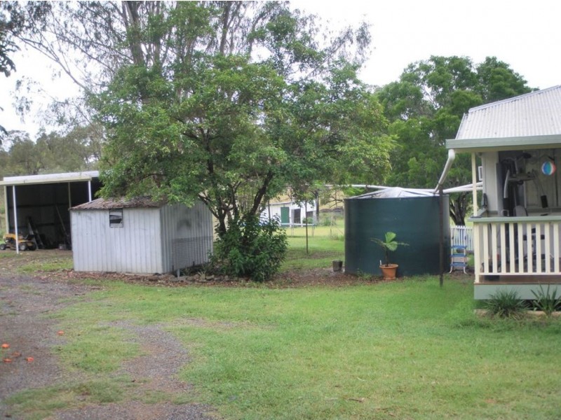 46 Isabella St, Stanwell QLD 4702