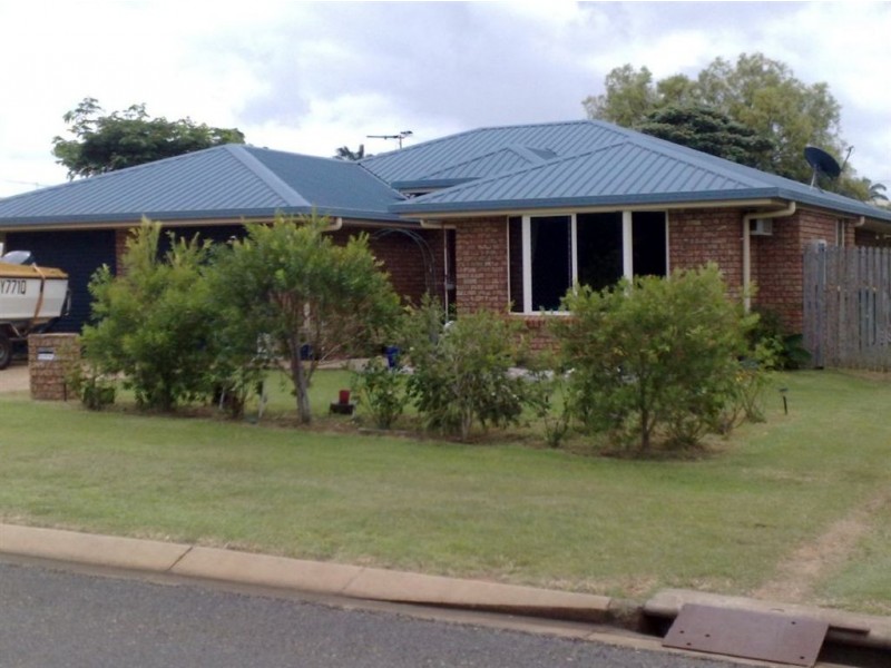 8 BLAND ST, Gracemere QLD 4702