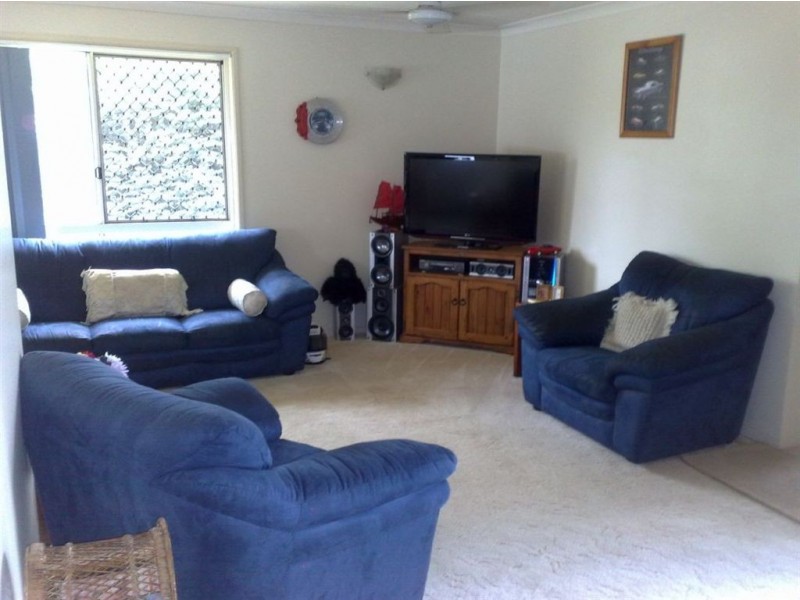 8 BLAND ST, Gracemere QLD 4702