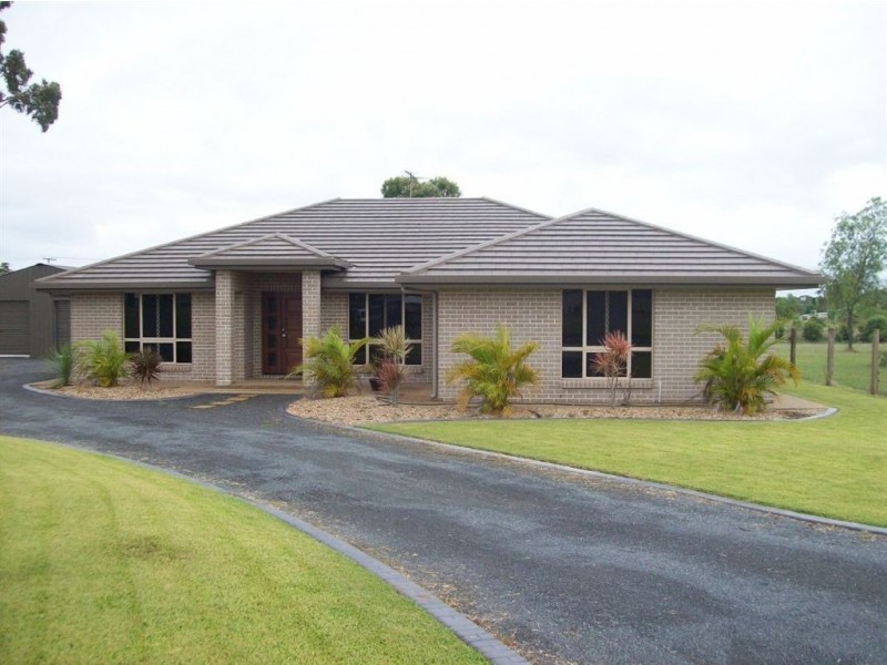 21 Robertson Road, Gracemere QLD 4702