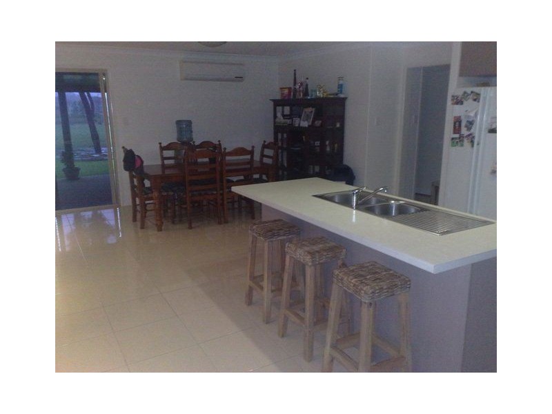 21 Robertson Road, Gracemere QLD 4702