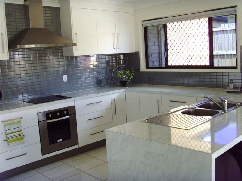 44 James St, Gracemere QLD 4702