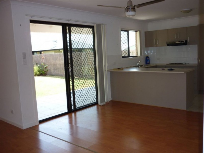 14 John Oxley Drive, Gracemere QLD 4702