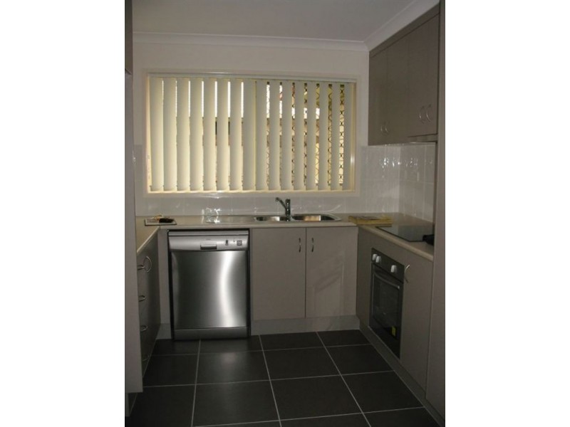 57 Lillypilly Av, Gracemere QLD 4702