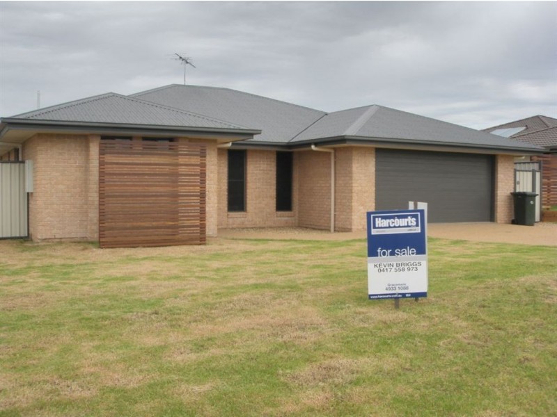 22 Broadhurst Dv, Gracemere QLD 4702