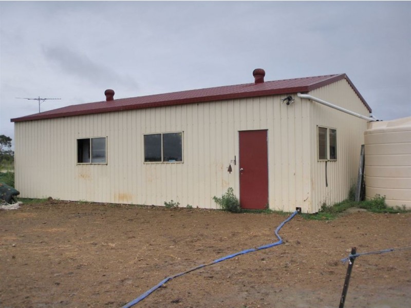 Lot 3 McKenzie Rd, Alton Downs QLD 4702