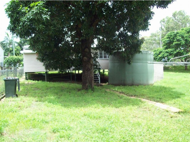 112 James, Mount Morgan QLD 4714