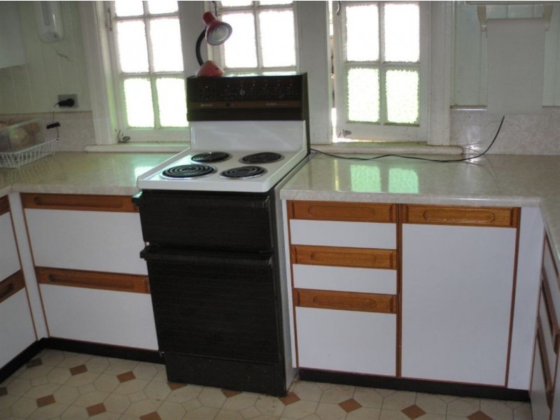 28 Glencoe St, The Range QLD 4700