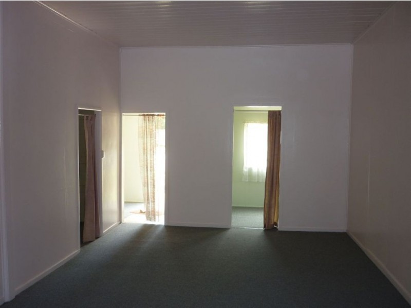 112 James Street, Mount Morgan QLD 4714