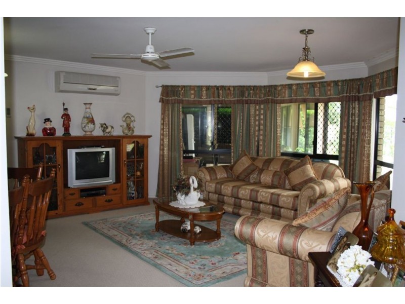 7 Davies Avenue, Gracemere QLD 4702