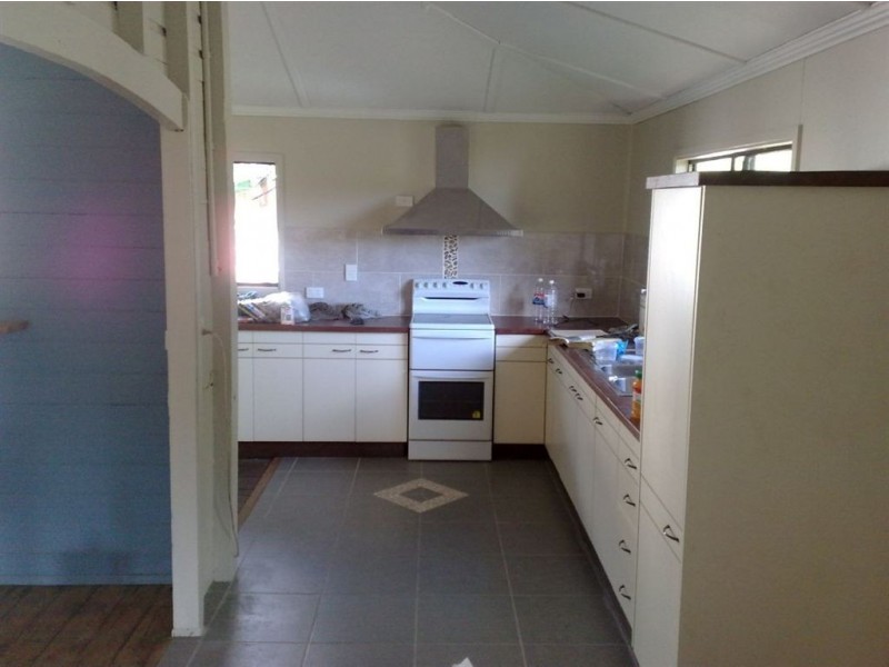 17 Grey, Mount Morgan QLD 4714