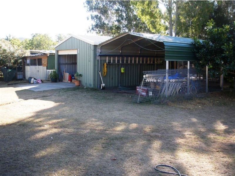10 Showgrounds, Mount Morgan QLD 4714