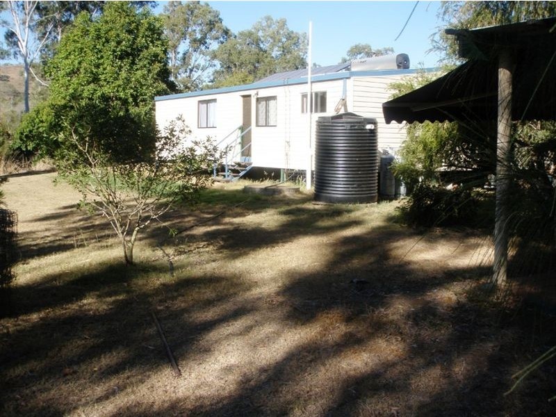 10 Showgrounds, Mount Morgan QLD 4714