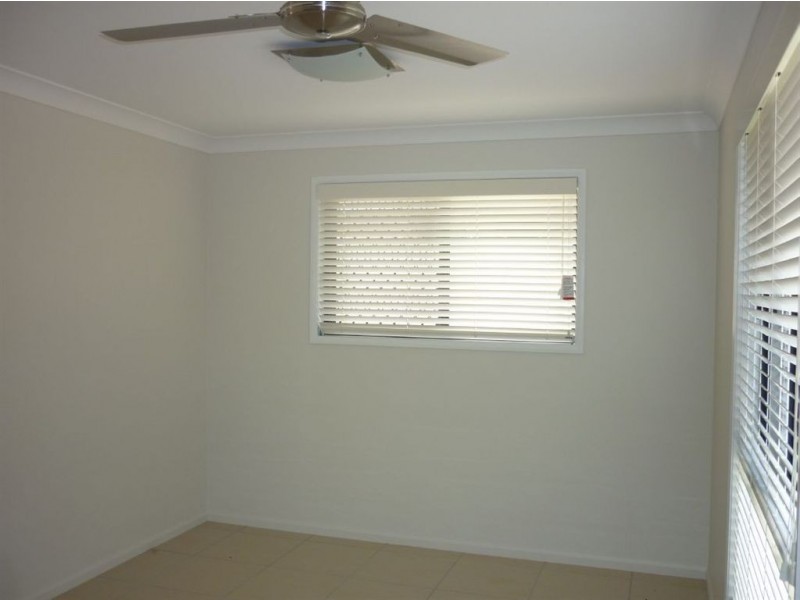 8 Poinciana Place, Gracemere QLD 4702