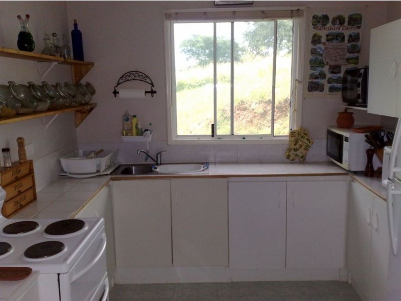 30 West Street, Mount Morgan QLD 4714