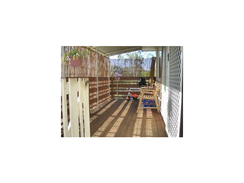 2 Rosewood Avenue, Gracemere QLD 4702