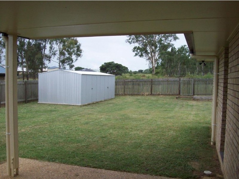 12 Davies Avenue, Gracemere QLD 4702