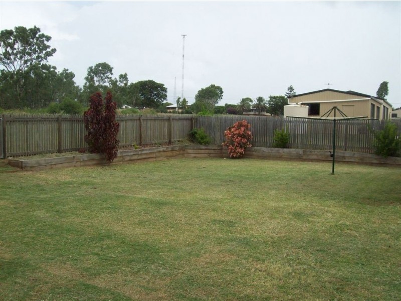 12 Davies Avenue, Gracemere QLD 4702