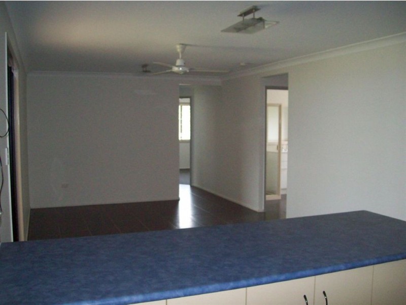 12 Davies Avenue, Gracemere QLD 4702