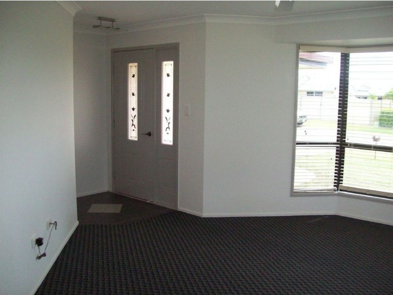 12 Davies Avenue, Gracemere QLD 4702