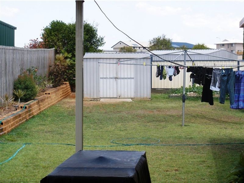 25 Rosewood Avenue, Gracemere QLD 4702
