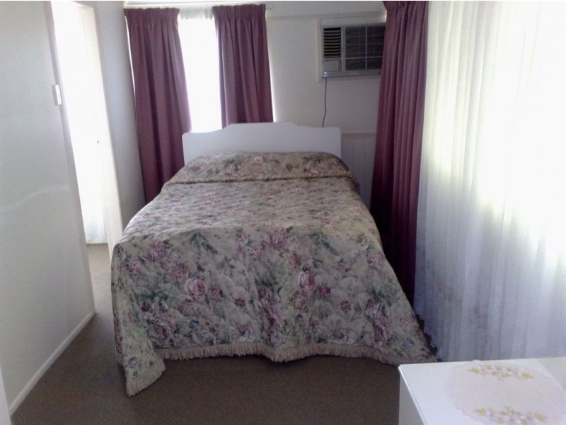 21 James Street, Mount Morgan QLD 4714