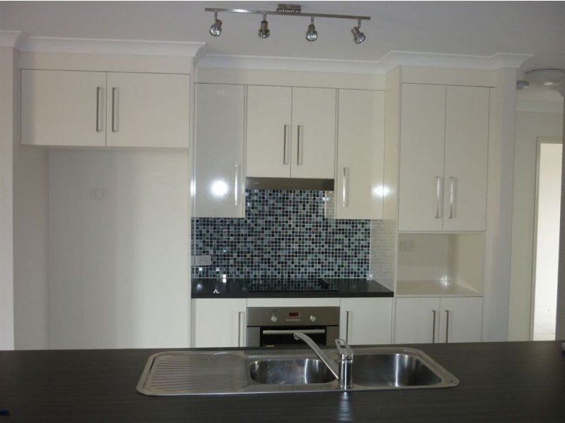 103 Lucas st, Gracemere QLD 4702