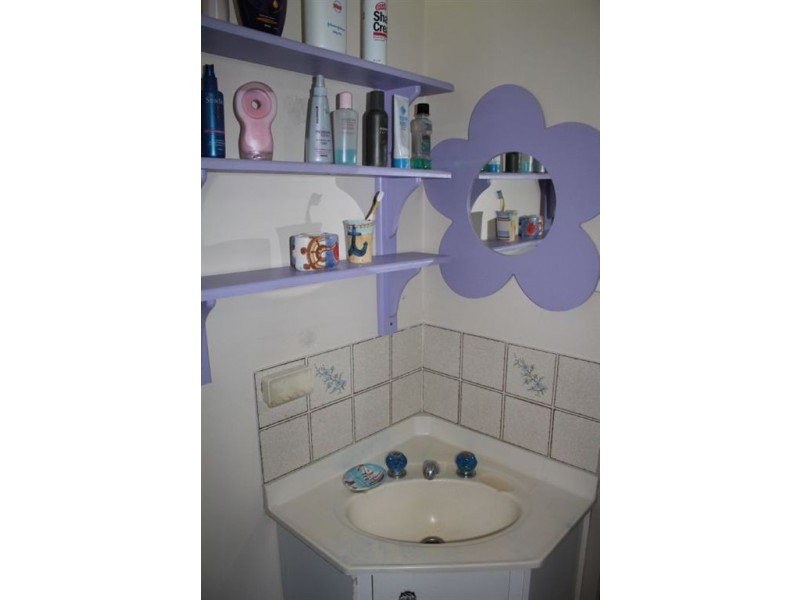 26 FITZGERALD, Gracemere QLD 4702