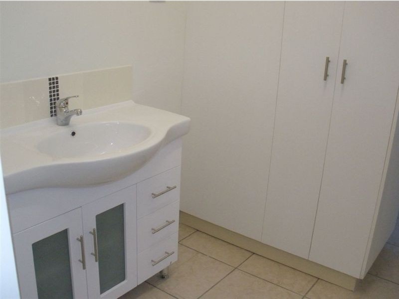 128 Stanley Street, Rockhampton QLD 4700