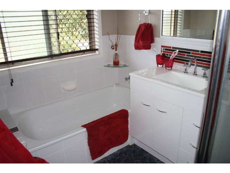 7 Stover street, Gracemere QLD 4702
