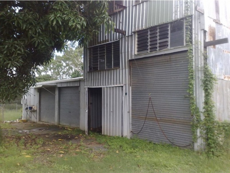 110 james, Mount Morgan QLD 4714