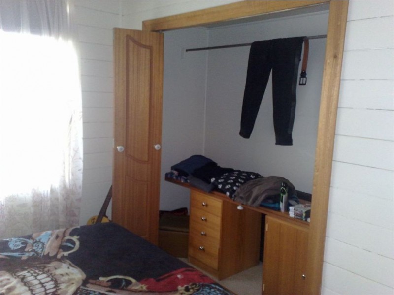 110 james, Mount Morgan QLD 4714