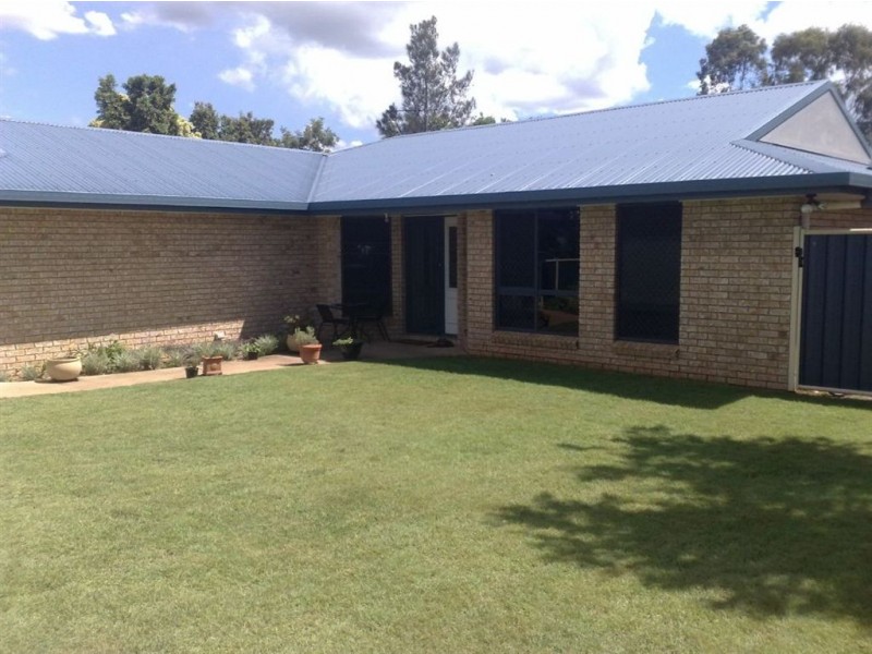 14 Buxton Dv, Gracemere QLD 4702