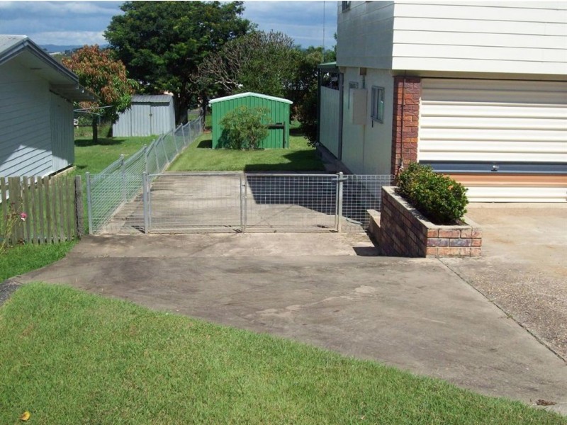 33 Reservoir Street, Gracemere QLD 4702