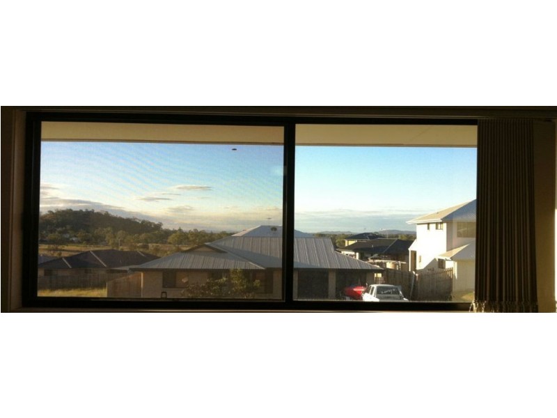 16 John Oxley Drive, Gracemere QLD 4702