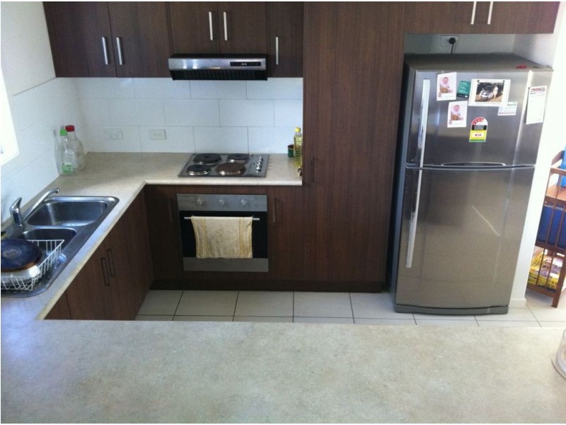 16 John Oxley Drive, Gracemere QLD 4702