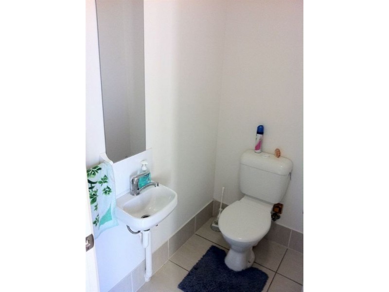 16 John Oxley Drive, Gracemere QLD 4702