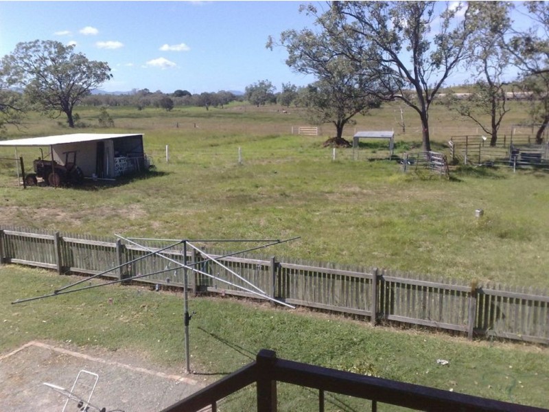 68 Old Capricorn Highway, Gracemere QLD 4702