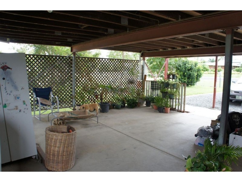 68 Old Capricorn Highway, Gracemere QLD 4702
