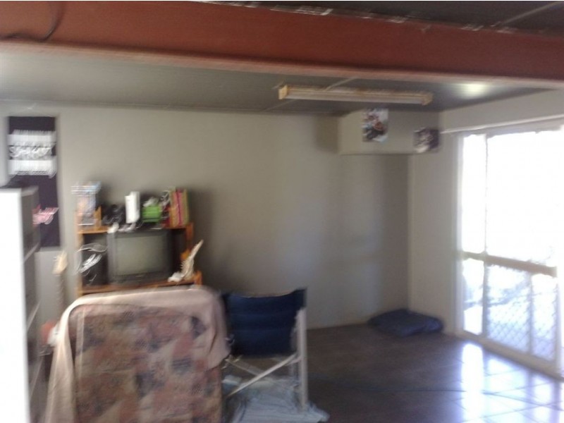 68 Old Capricorn Highway, Gracemere QLD 4702
