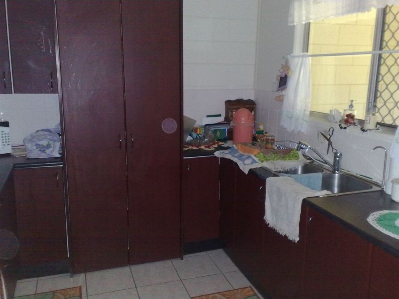 1/2/29 Barry, Gracemere QLD 4702