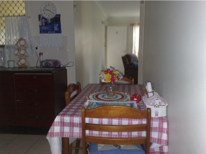 1/2/29 Barry, Gracemere QLD 4702