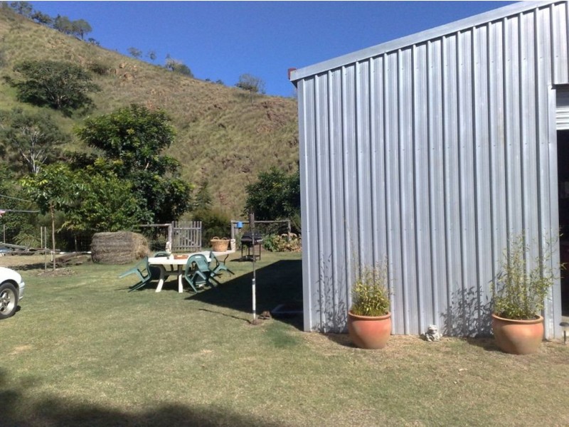 16 usher, Mount Morgan QLD 4714