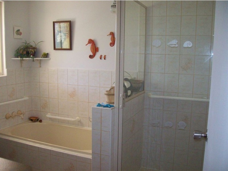 113 Cherryfields Rd, Gracemere QLD 4702