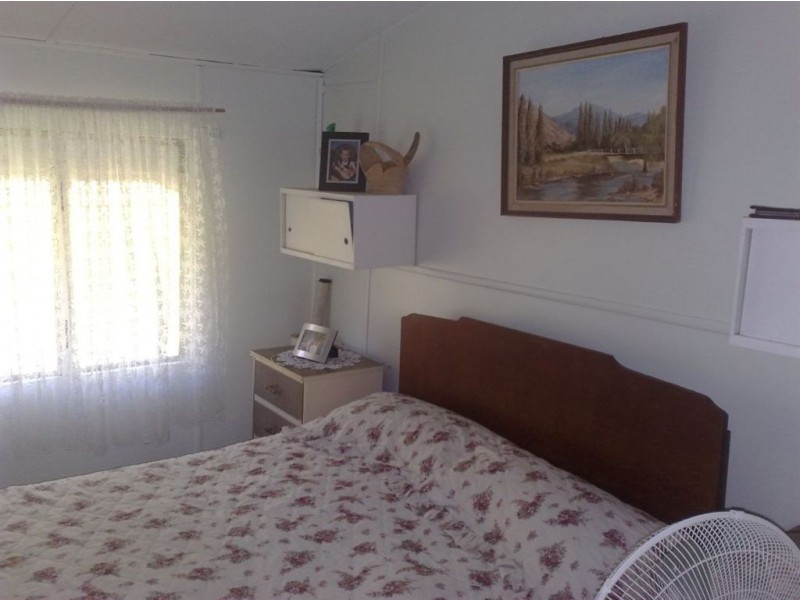 9 McFarlane st, Mount Morgan QLD 4714
